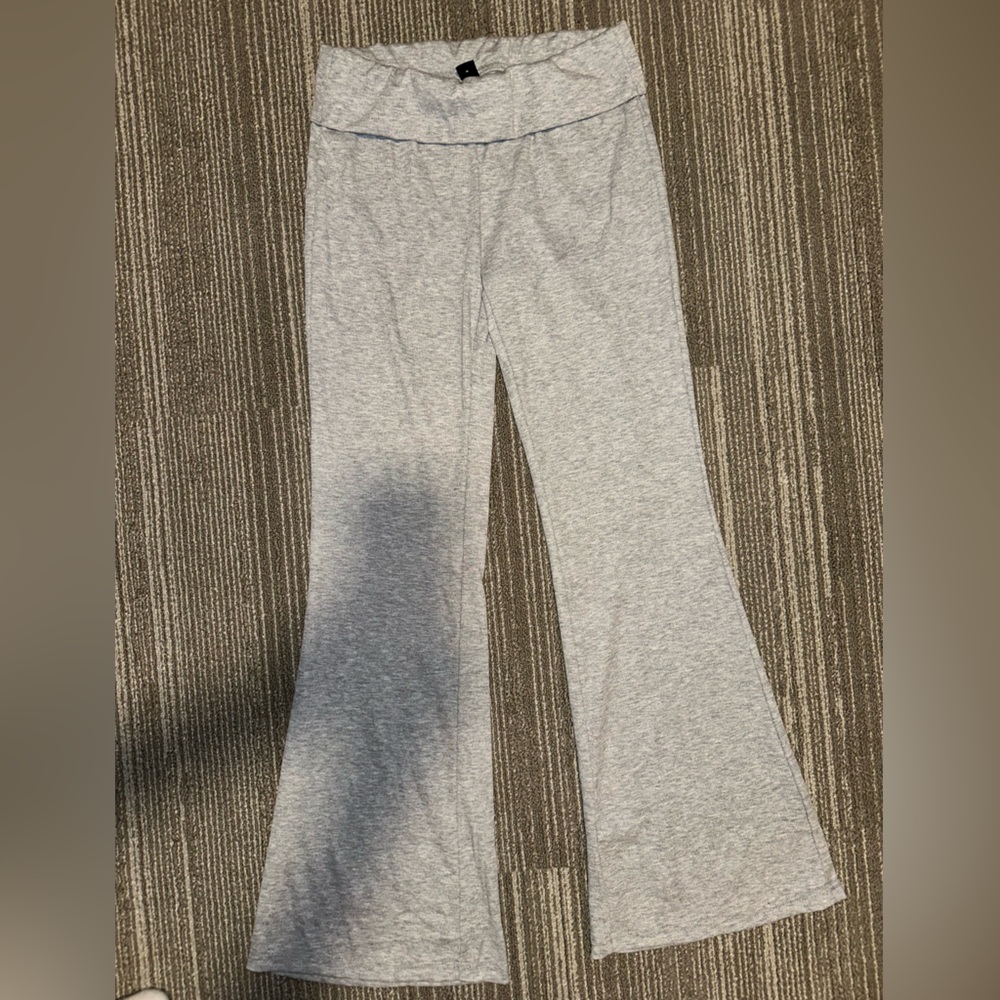 Folded Ribbed Flare Leggings